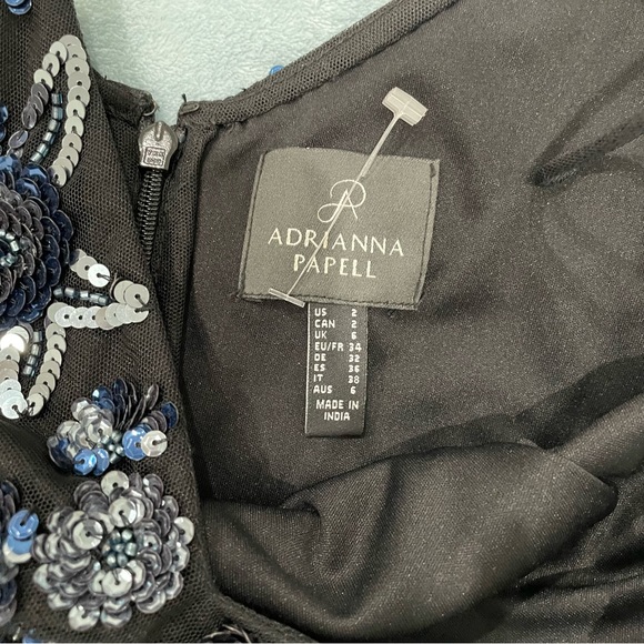 Adrianna Papell Evening Gown Size 2 - Picture 6 of 6